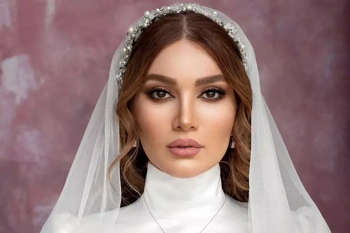 متین ستوده در لباس عروسی